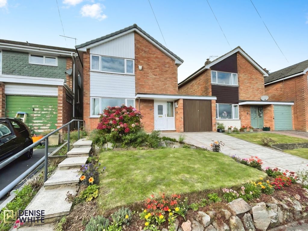 Property photo 1 of 23 Garage