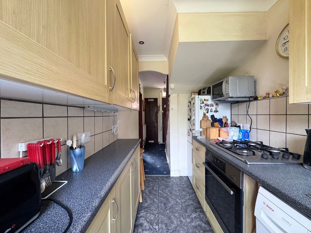 Property photo 3 of 15 Kitchen