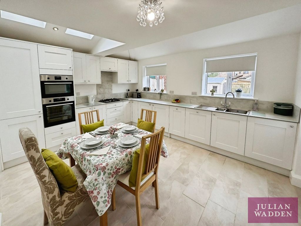 Property photo 2 of 20 Picture 2