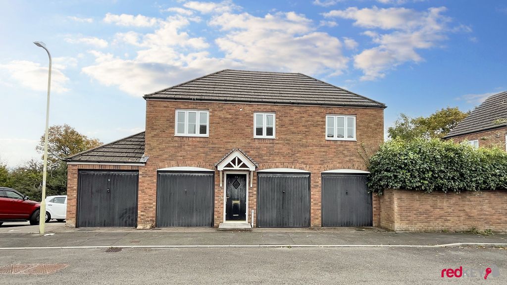 Property photo 1 of 8 External