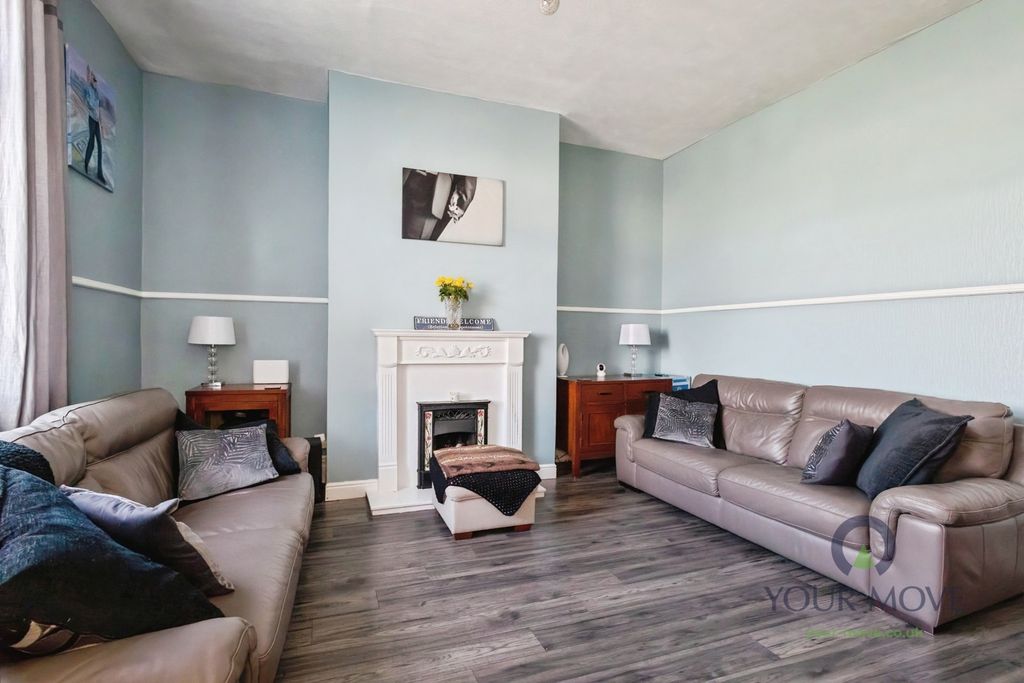 Property photo 3 of 12 Pbox-Img.Jpg