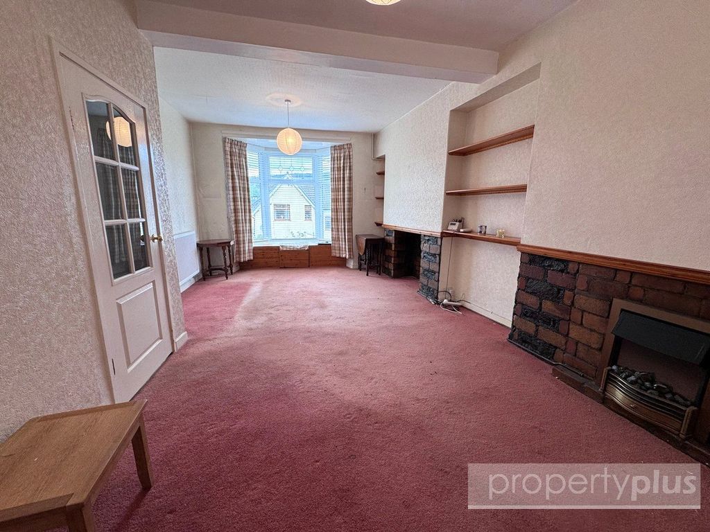 Property photo 2 of 17 Picture No. 08