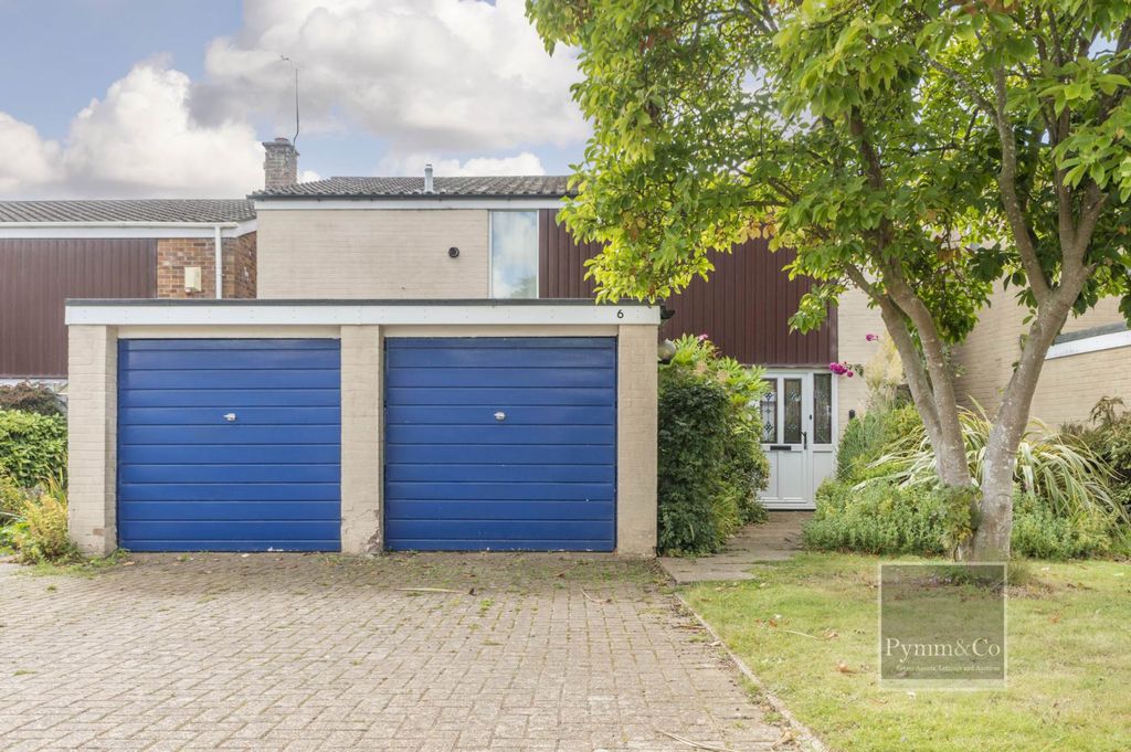 Property photo 1 of 14