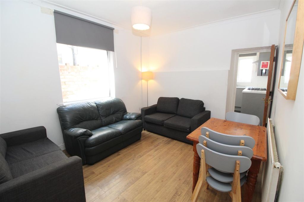 Property photo 1 of 12 Img_8417.Jpg