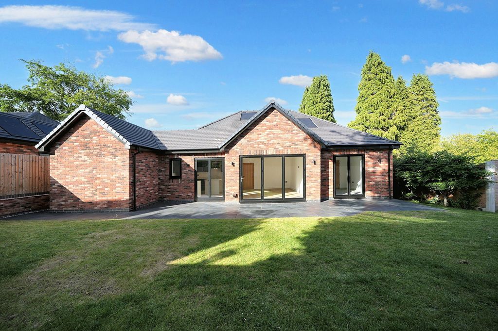 Property photo 1 of 36