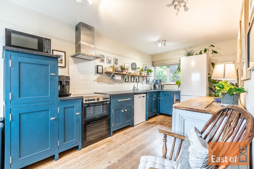 Property photo 2 of 22 5 Cott Park - Web-18
