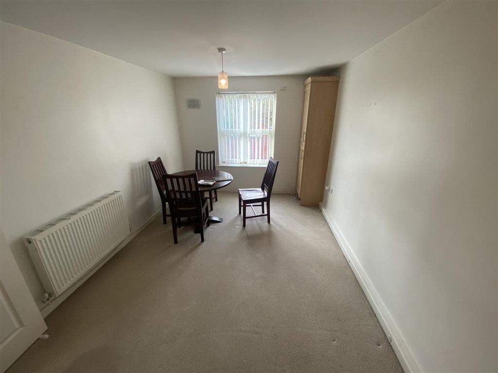 Property photo 2 of 6 Open Plan Living Area