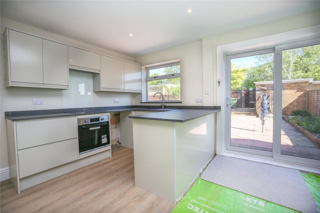 Property photo 1 of 12 Picture No. 01