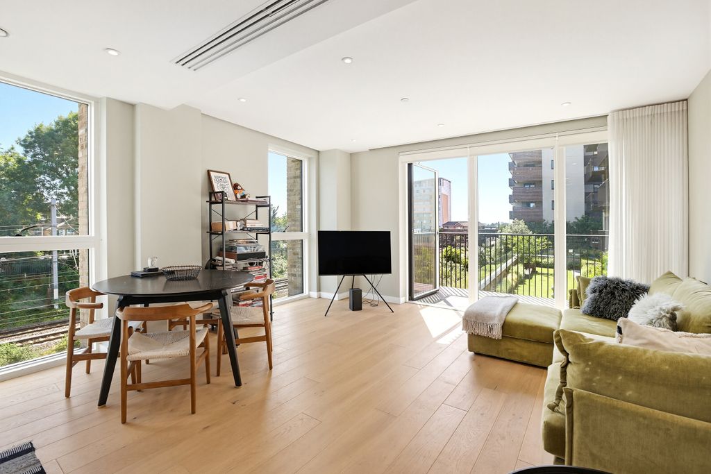 Property photo 1 of 19 Reception | Dining Area
