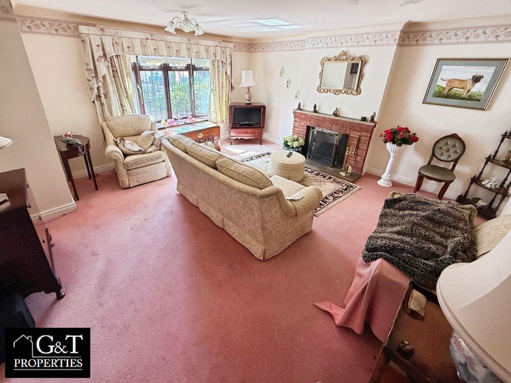 Property photo 2 of 24