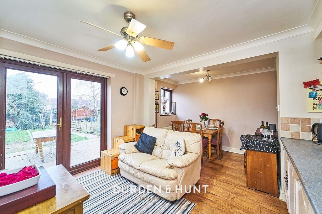 Property photo 3 of 17 Thaxted 6_Result.Jpg