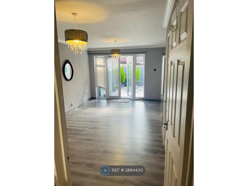 Property photo 1 of 15 Lounge & French Doors