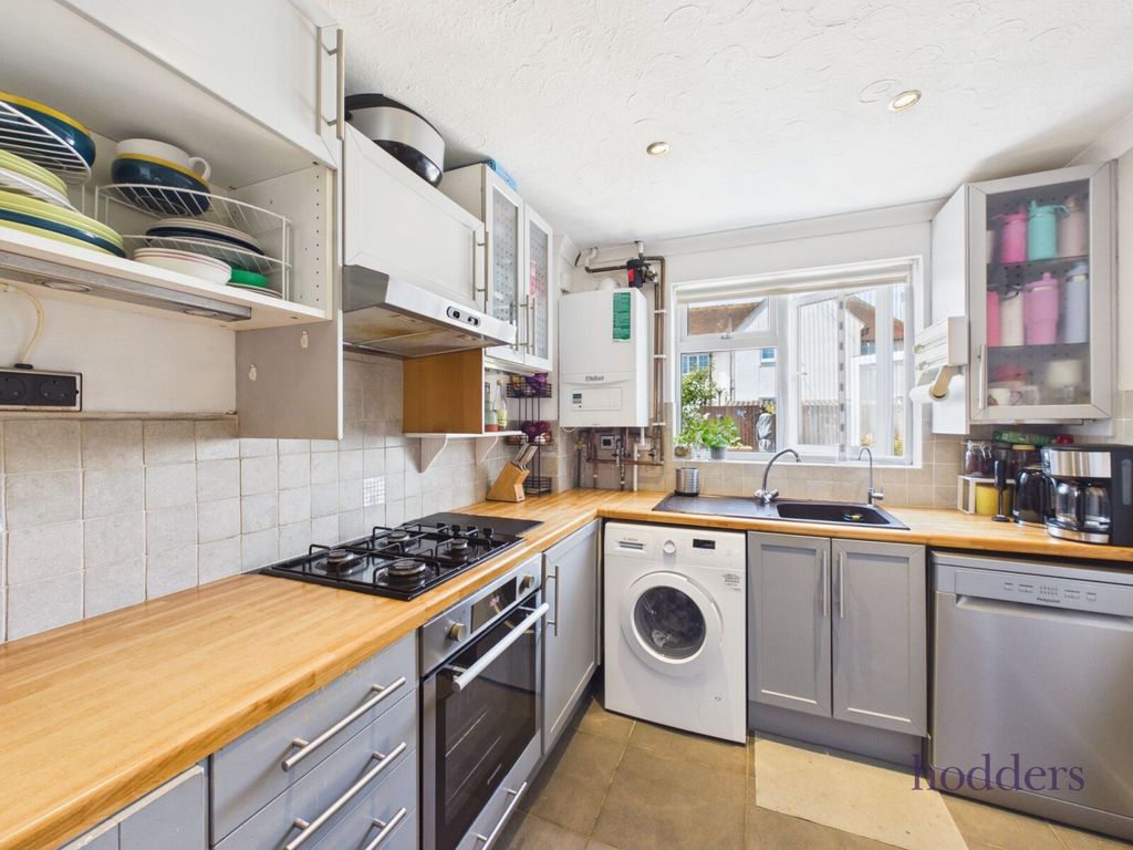 Property photo 3 of 16 Picture No. 09