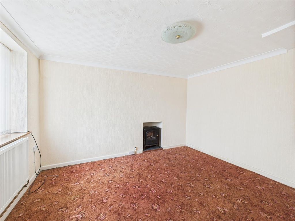 Property photo 3 of 16 Cam05474G0-Pr0019-Still007.Jpg