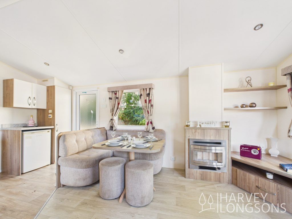 Property photo 3 of 17 Willerby Rio Gold 2015 Static Caravan Beauport Holiday Park Dining Area