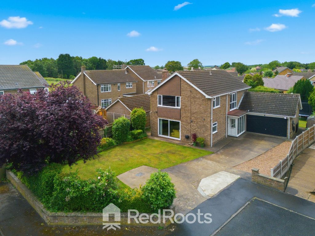 Property photo 1 of 32 5214260