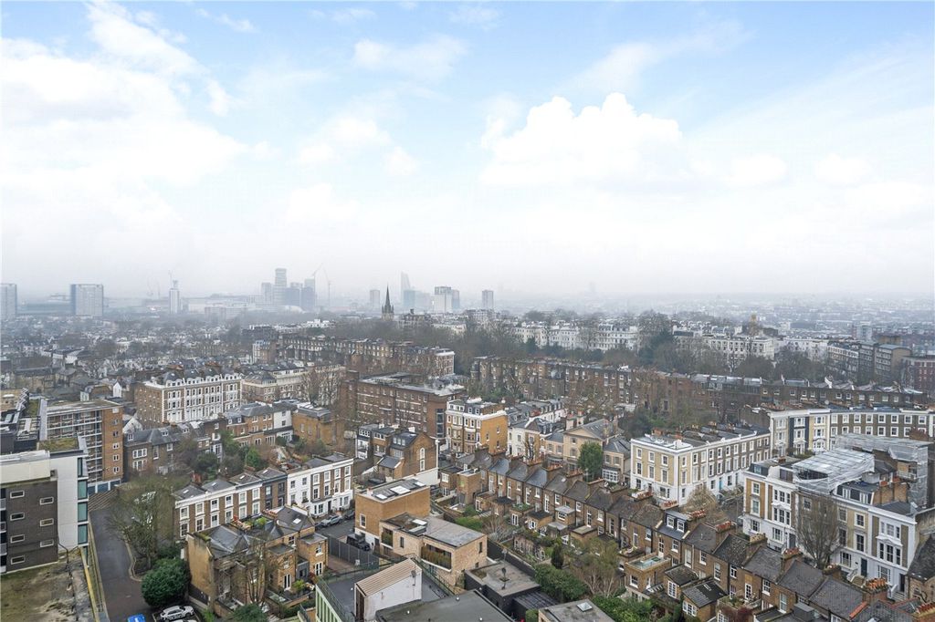 Property photo 2 of 16 View