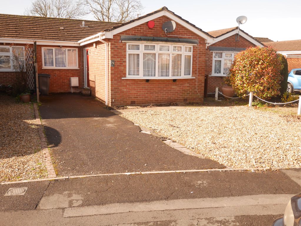 Property photo 1 of 8 Front
