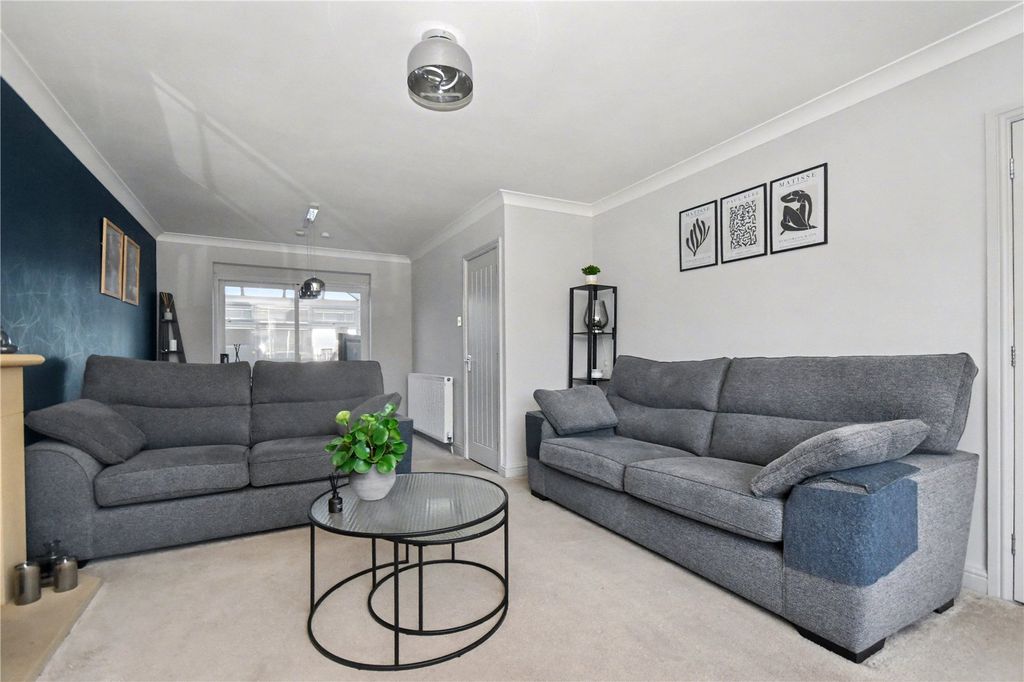 Property photo 2 of 18 Picture No. 22