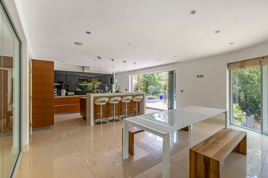 Property photo 2 of 35 2