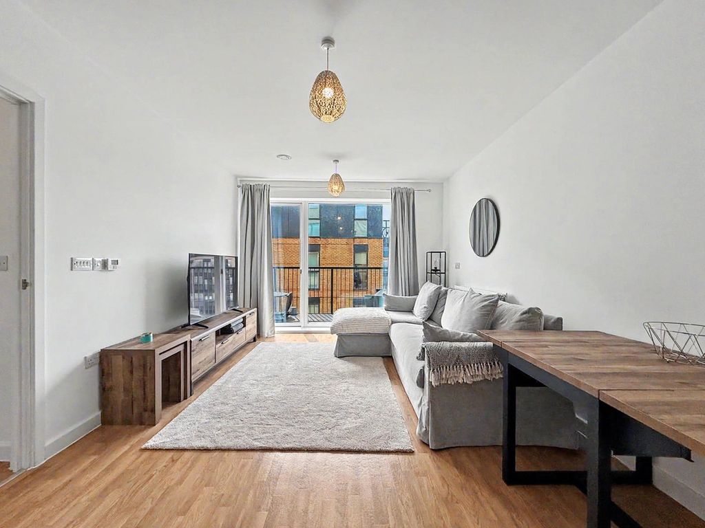 Property photo 2 of 10 Picture No. 05