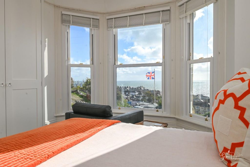 Property photo 2 of 43 Bedroom One