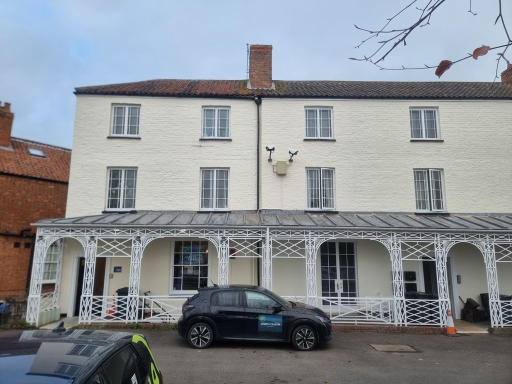 Property photo 1 of 11 Photo 13