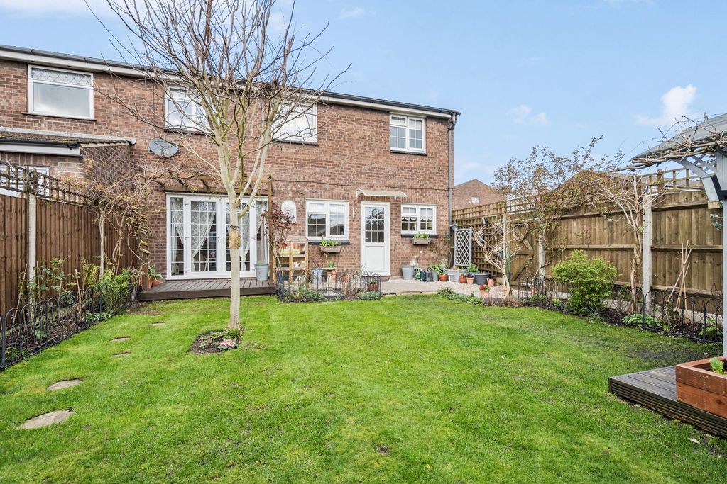 Property photo 1 of 12