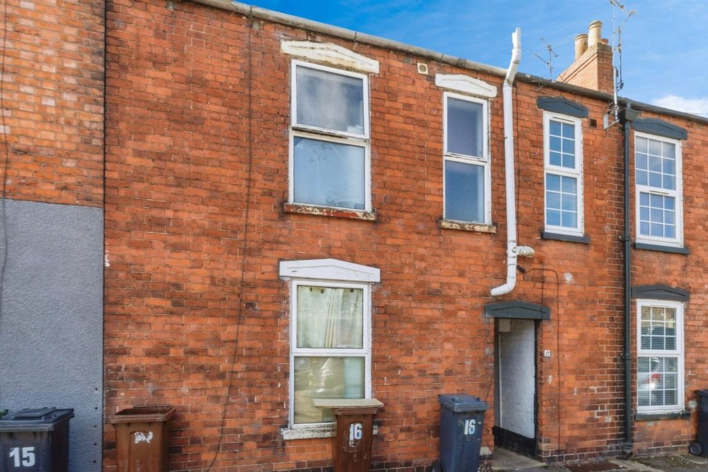 Property photo 1 of 13
