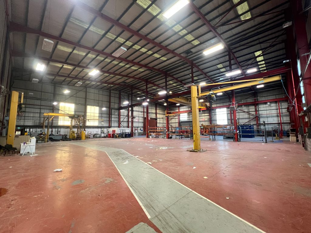 Property photo 3 of 11