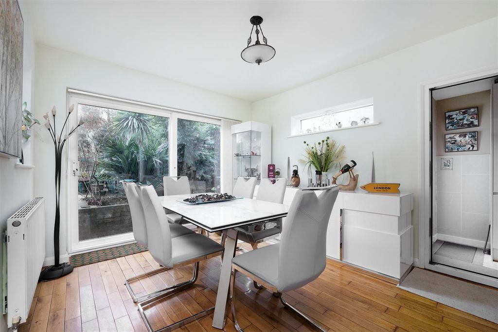 Property photo 3 of 14 P05.Jpg