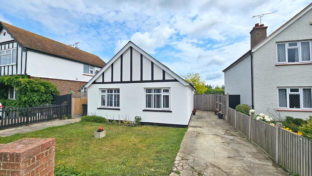 Property photo 2 of 23