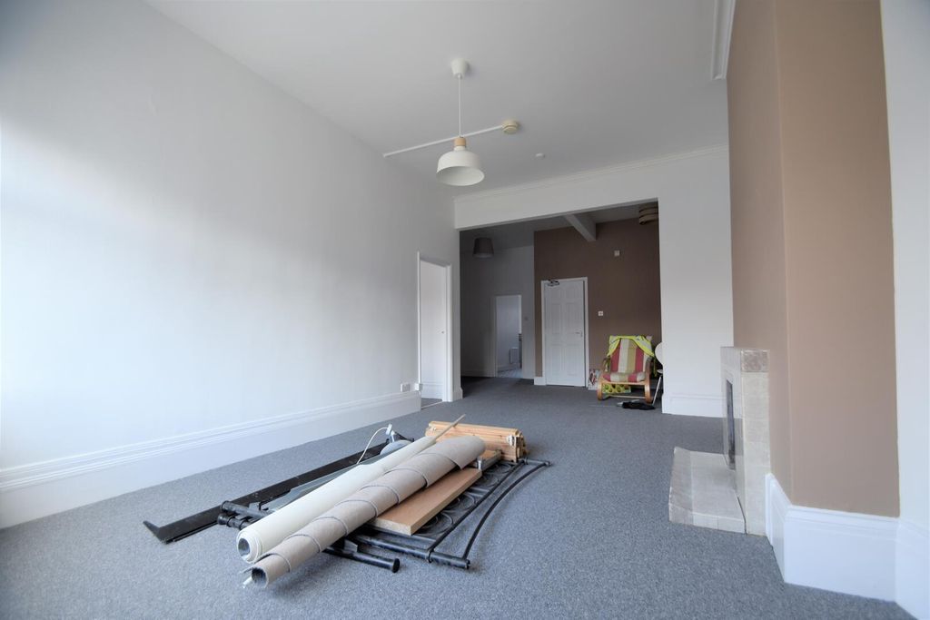 Additional image 8 of 2 bed flat to rentRegent Street, Shanklin PO37