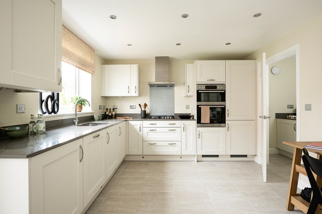 Property photo 3 of 12 State Of The Art Kitchen To Show Off Your Chef's Skills