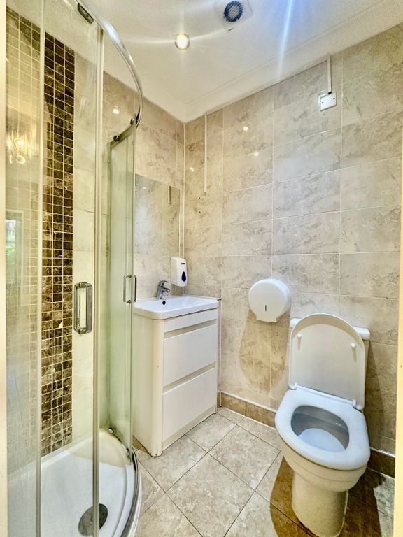 Property photo 1 of 5 Qqabe9590