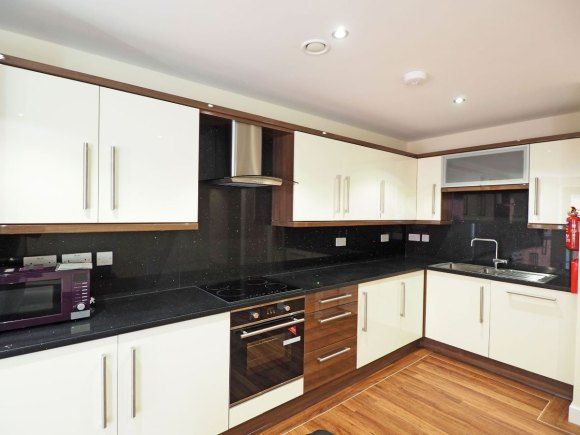 Property photo 2 of 10 163?At=636295865080000000