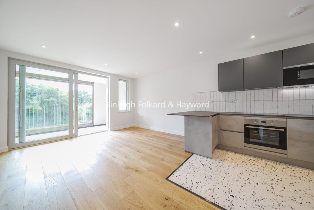 Property photo 1 of 9 3Ad488Cf-B7B5-4Fd7-B