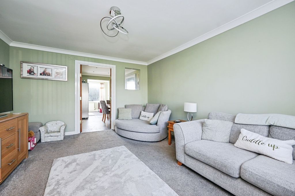 Property photo 3 of 17 Pbox-Img.Jpg