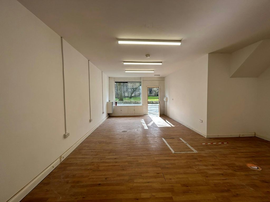 Property photo 3 of 5 29579B5B-A8A1-4Fc9-Bc89-22c4227Dddff.Jpg