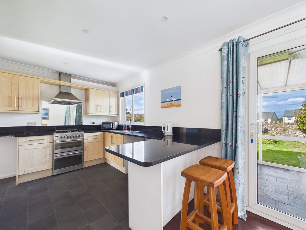 Property photo 3 of 26