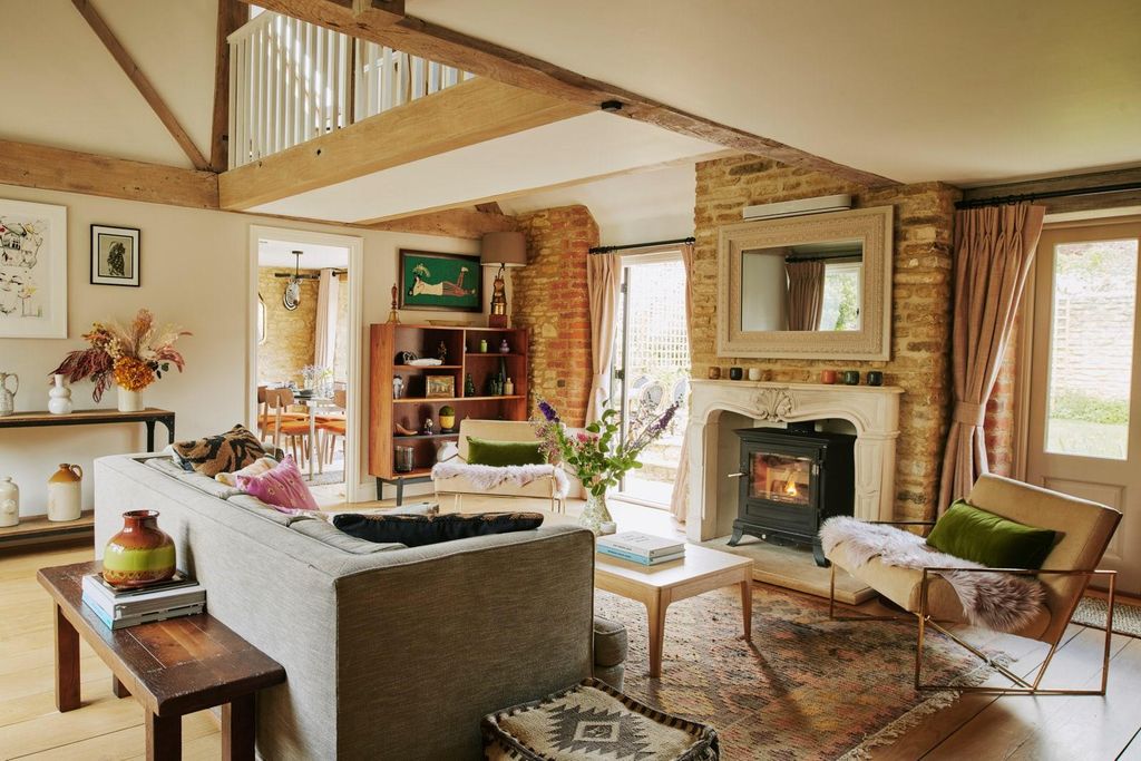 Property photo 3 of 27 Image