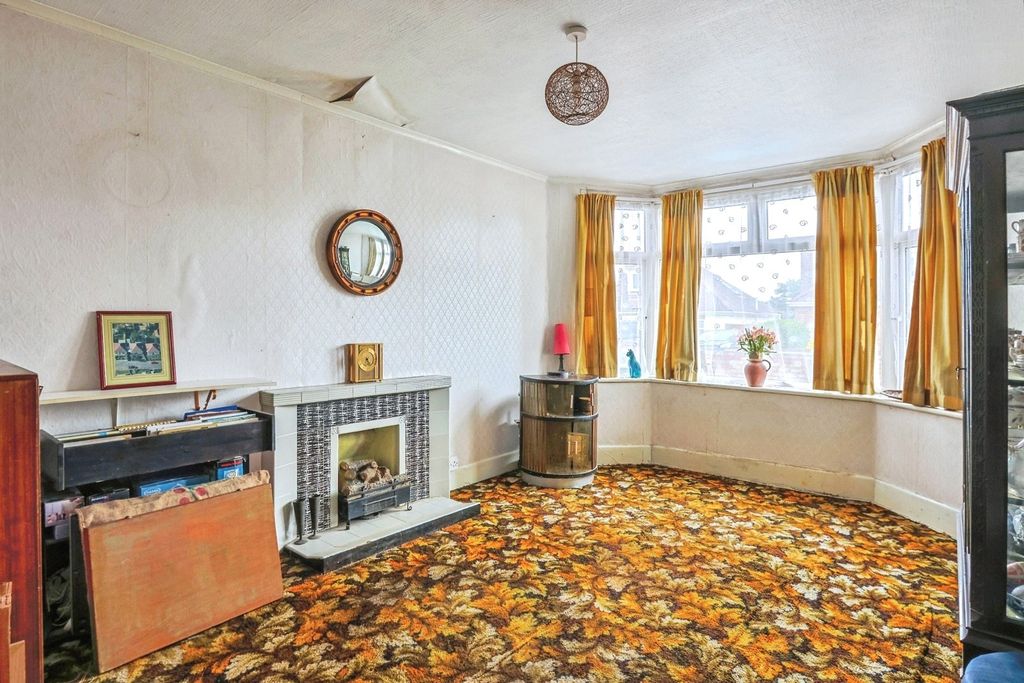 Property photo 2 of 16 Pbox-Img.Jpg