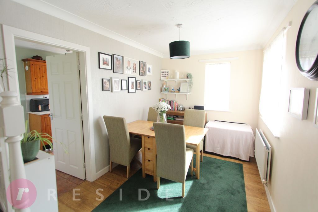 Property photo 3 of 18 Dining Room