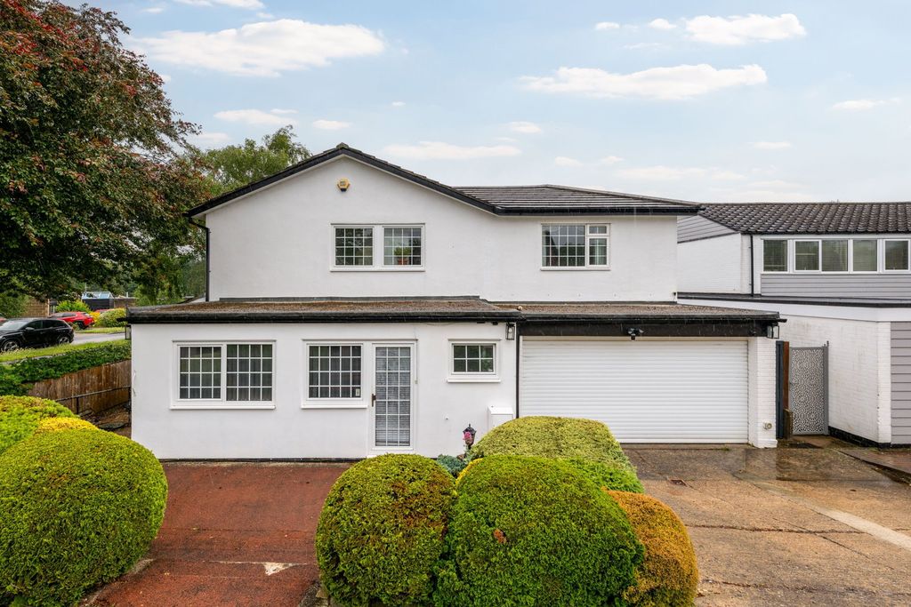 Property photo 1 of 22
