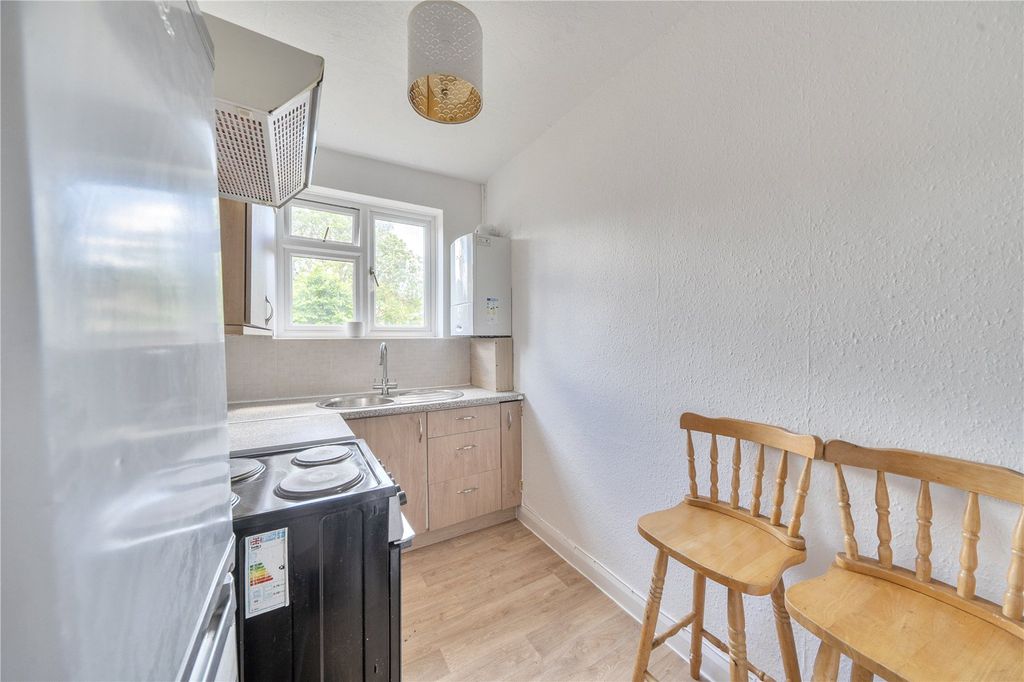 Property photo 3 of 13 Kitchen