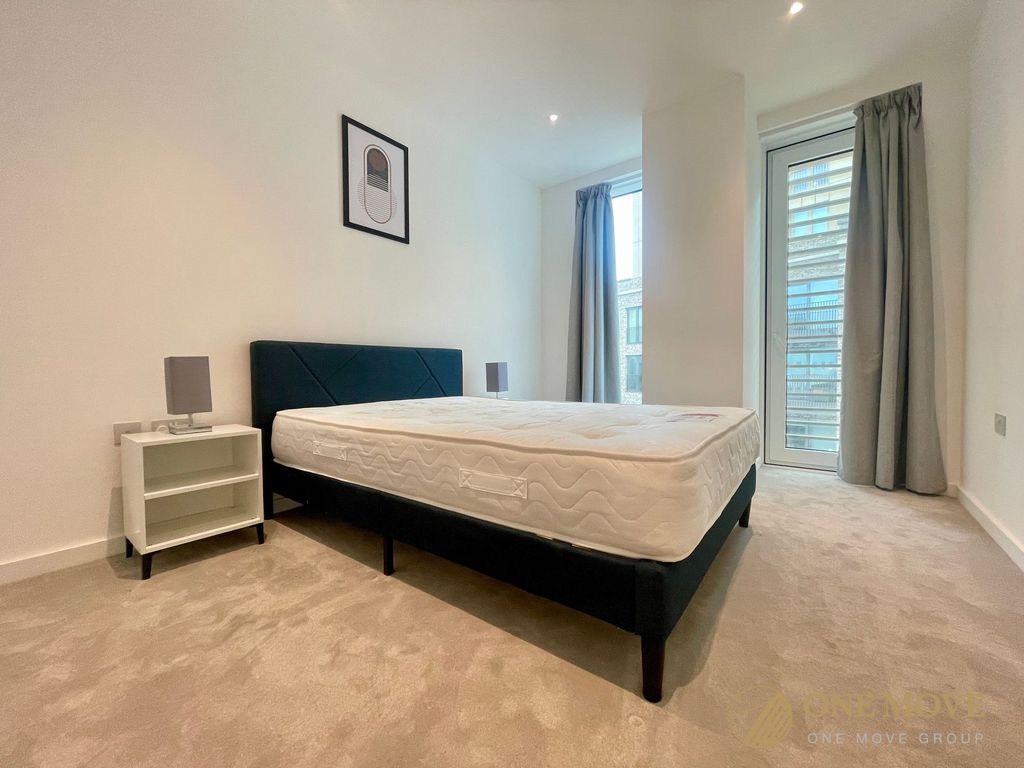 Property photo 3 of 27