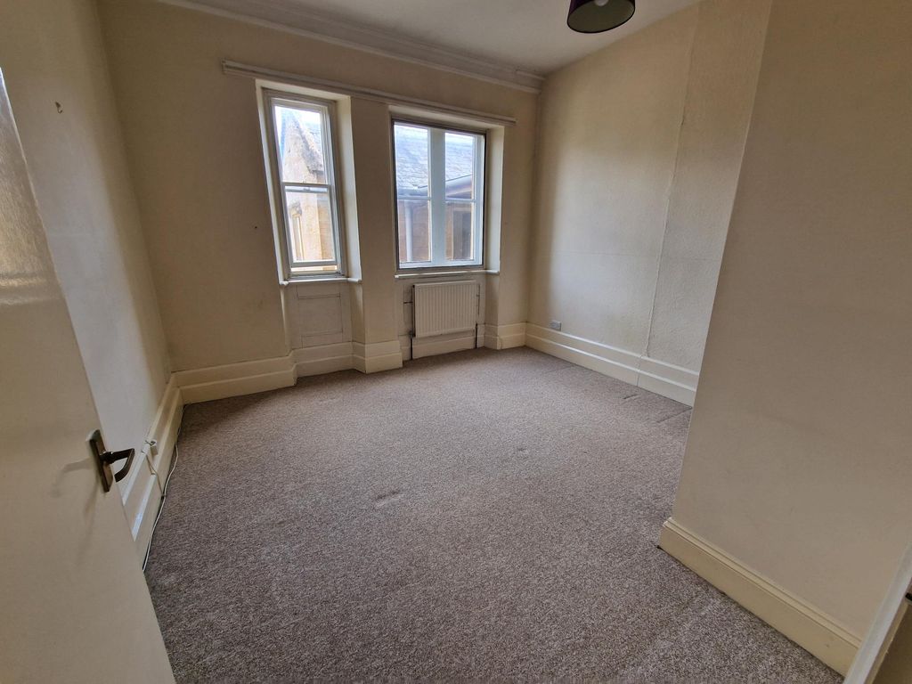 Property photo 1 of 8 Image