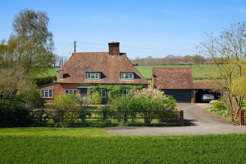 Property photo 1 of 38 4962032