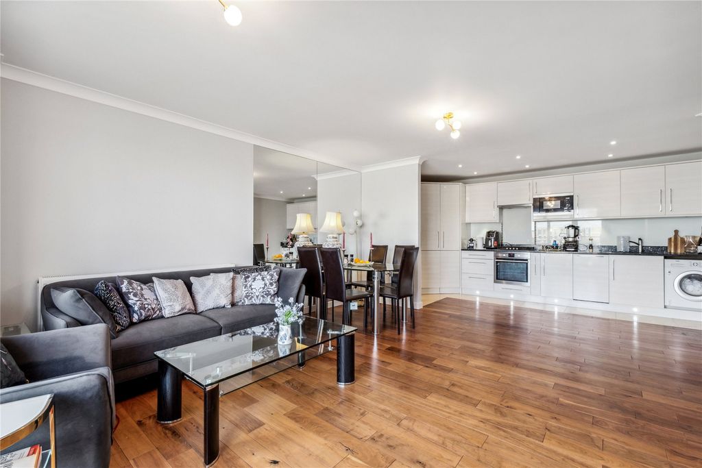 Property photo 2 of 16 Reception