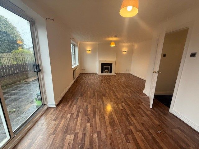 Property photo 3 of 11 Photo